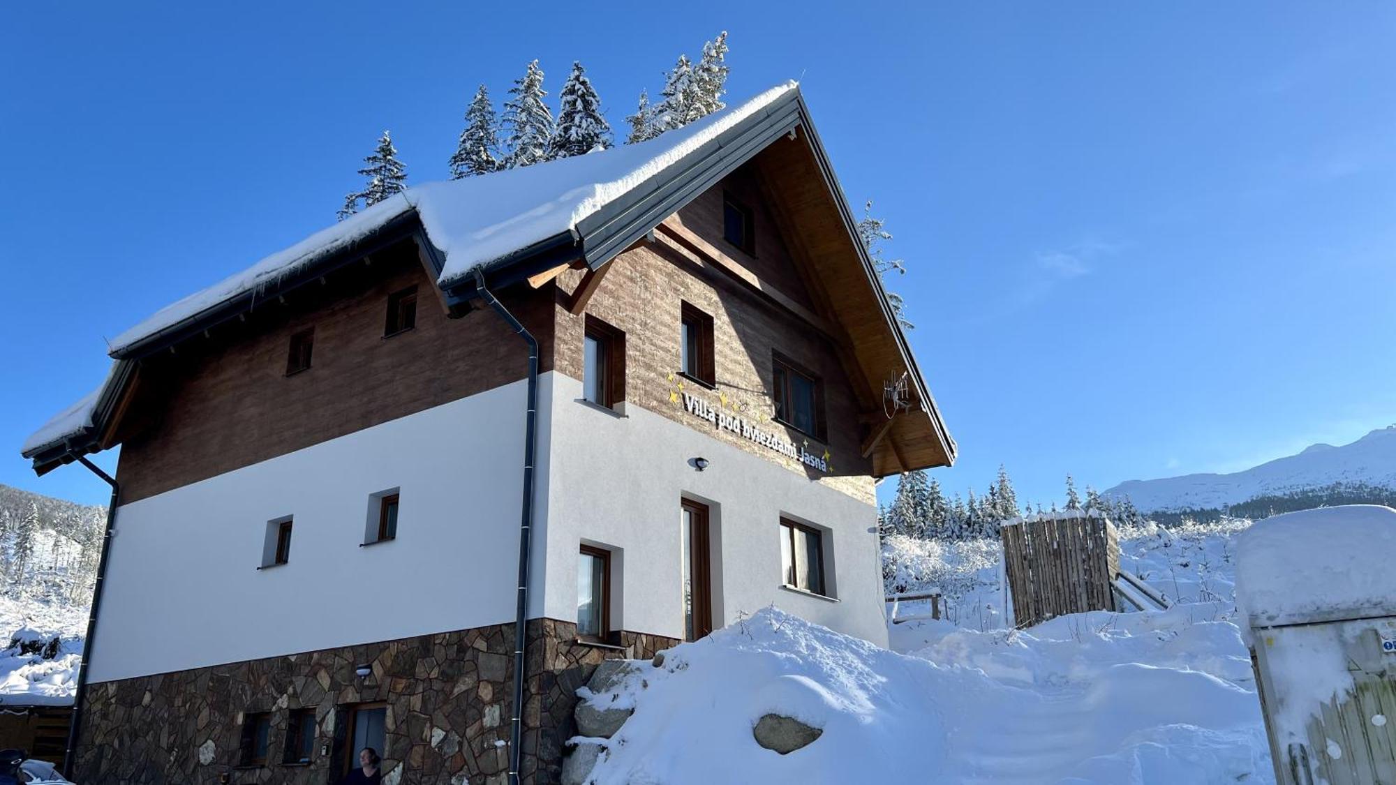 Villa Pod Hviezdami Jasna Демановска Долина Екстериор снимка
