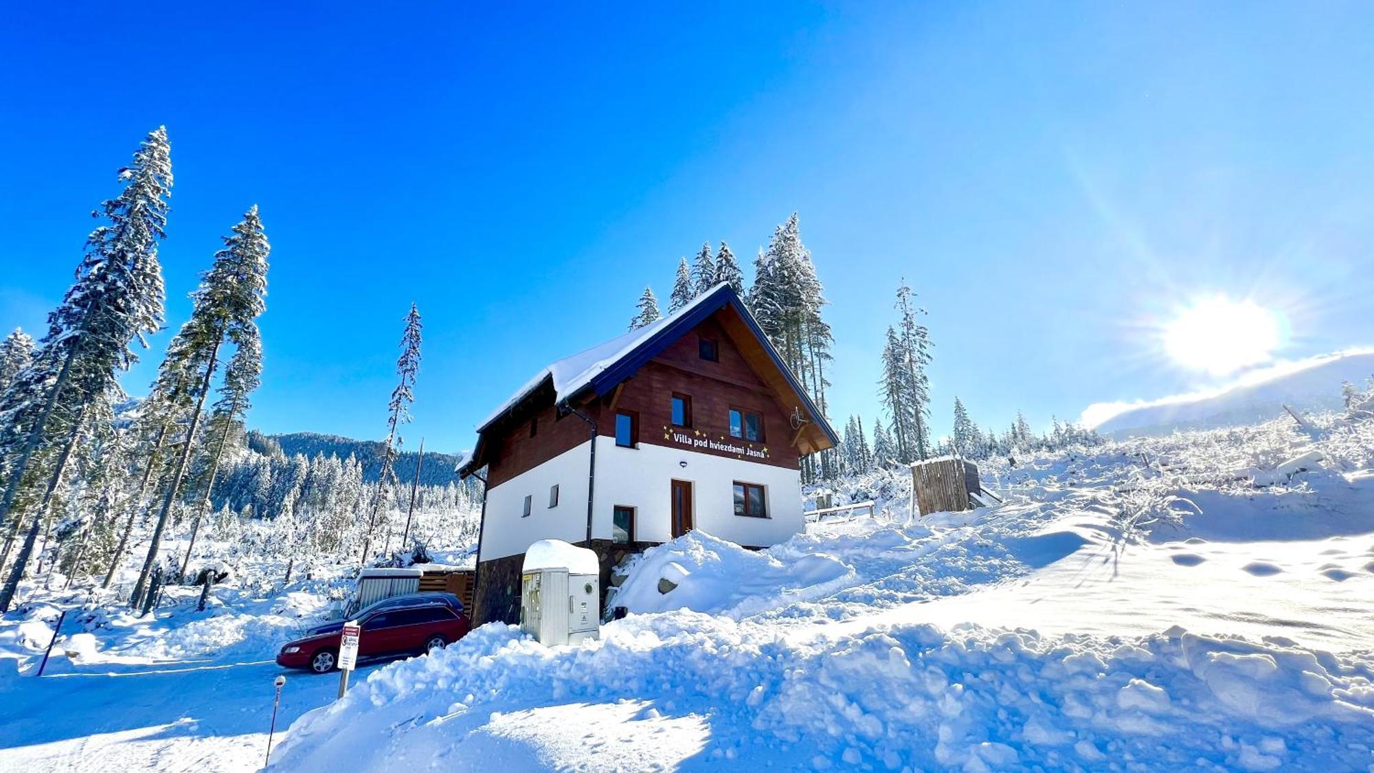 Villa Pod Hviezdami Jasna Демановска Долина Екстериор снимка